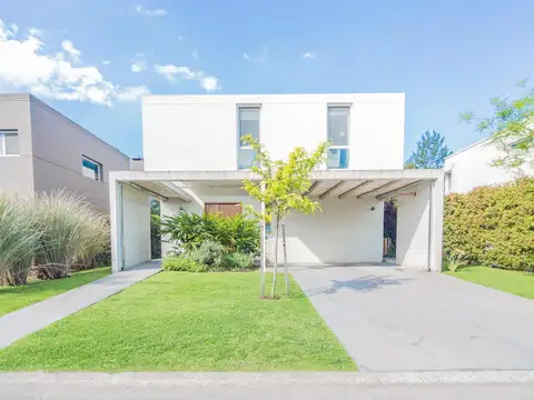 Casa en venta en Tipas 4 dormitorios