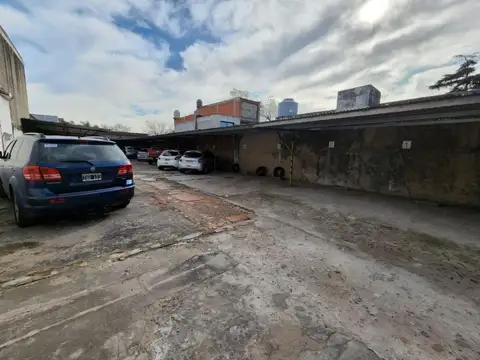 Terreno en Venta en Villa Luzuriaga, USD 98.000