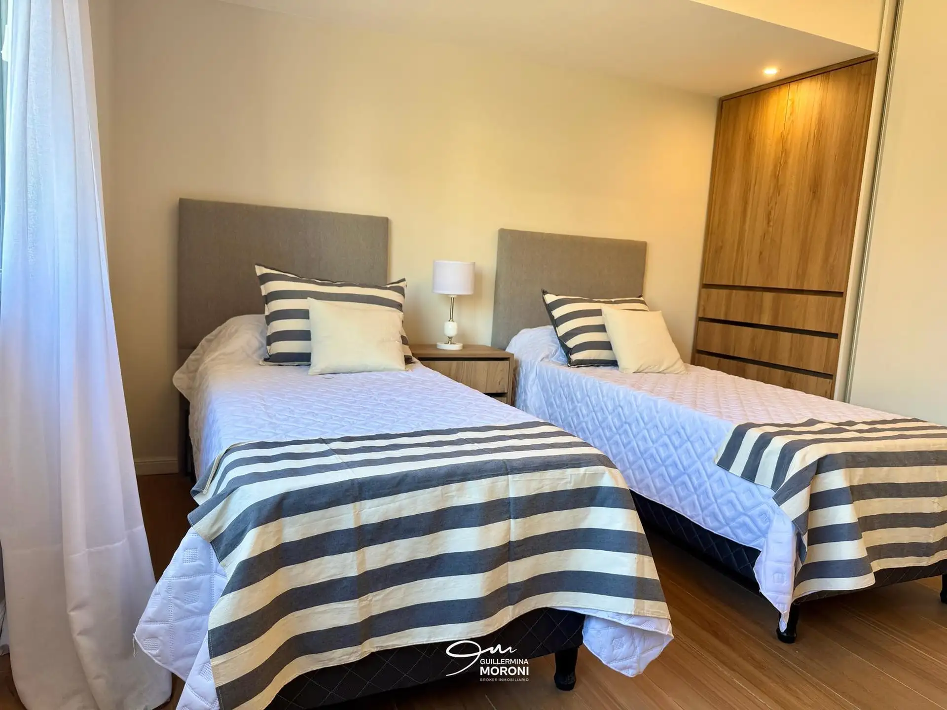 Chalet en PH de cuatro ambientes con balcón, terraza y cochera
