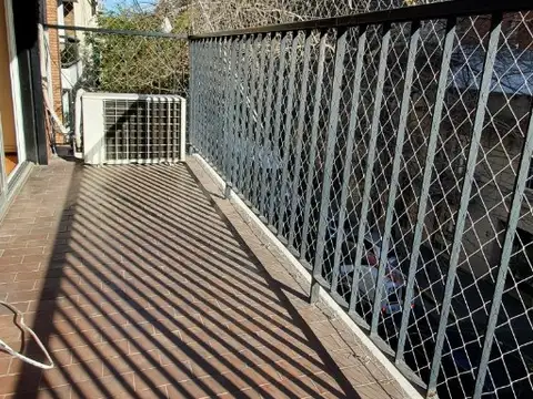 IMPECABLE, MUY LUMINOSO, BALCÓN, BAÑO RECICLADO, COCINA+ LAVADERO SEPARADA