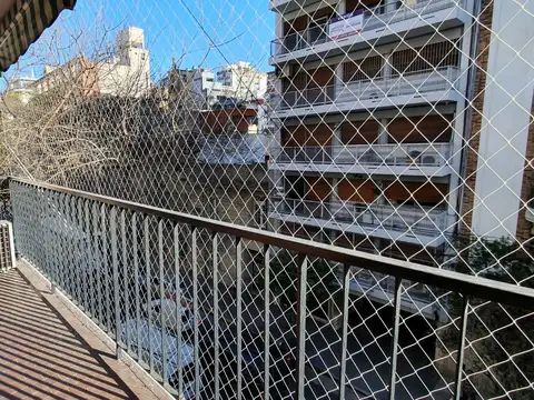 F Senillosa 100, Piso 3