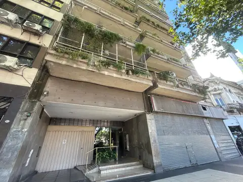 Avenida Rivadavia 1600