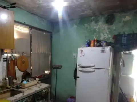 Casa en venta - 2 Dormitorios 1 Baño - Francisco Alvarez