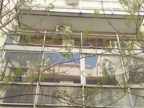 Departamento en excelente zona a 1/2 de Av Sta Fé