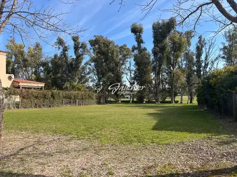 Terreno en Venta 45  mts Frente