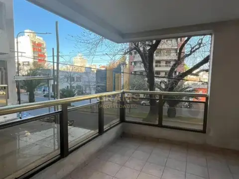 Venta de departamento dos dormitorios, La Plata