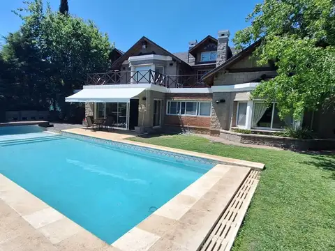 CASA 10 AMBIENTES VENTA LA MARTONA CAÑUELAS