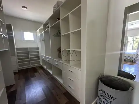 Casa en Alquiler Temporal de 4 dormitorios