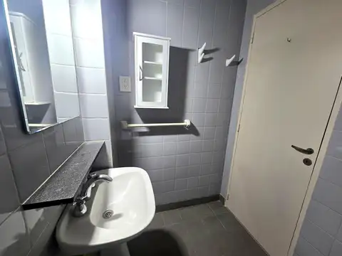 PH 2 ambientes con balcón, patio y terraza privada, primer piso, Saavedra. E-FURIO.