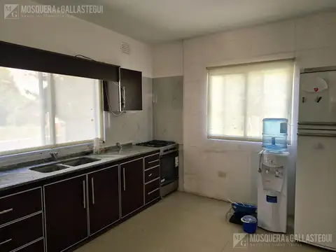 Los Fresnos &  Congreve.  Barrio El Aromo. Loma Verde, Escobar.