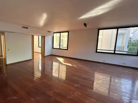Departamento en Venta de 6 ambientes