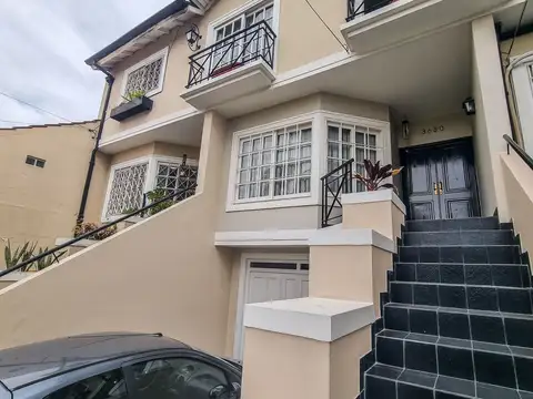 VENTA CASA 6 AMBIENTES VILLA DEVOTO JARDÍN COCHERA
