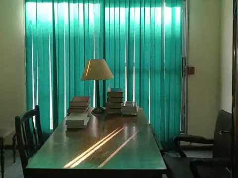 Santiago Del Estero 1718 , Piso 1