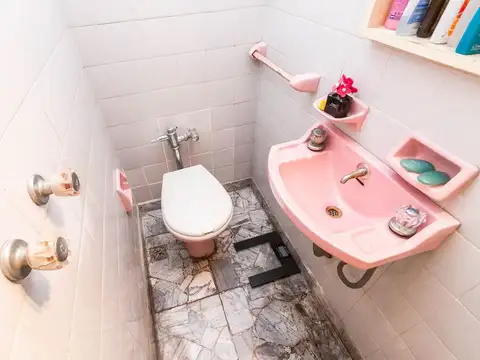 Depto duplex 4 amb c/ dependencia,terraza y balcón