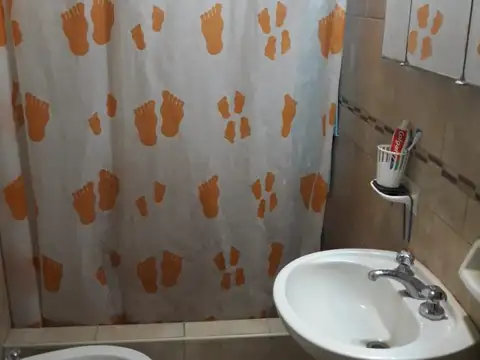 Depto Tipo Casa en Venta con 1 cocheras