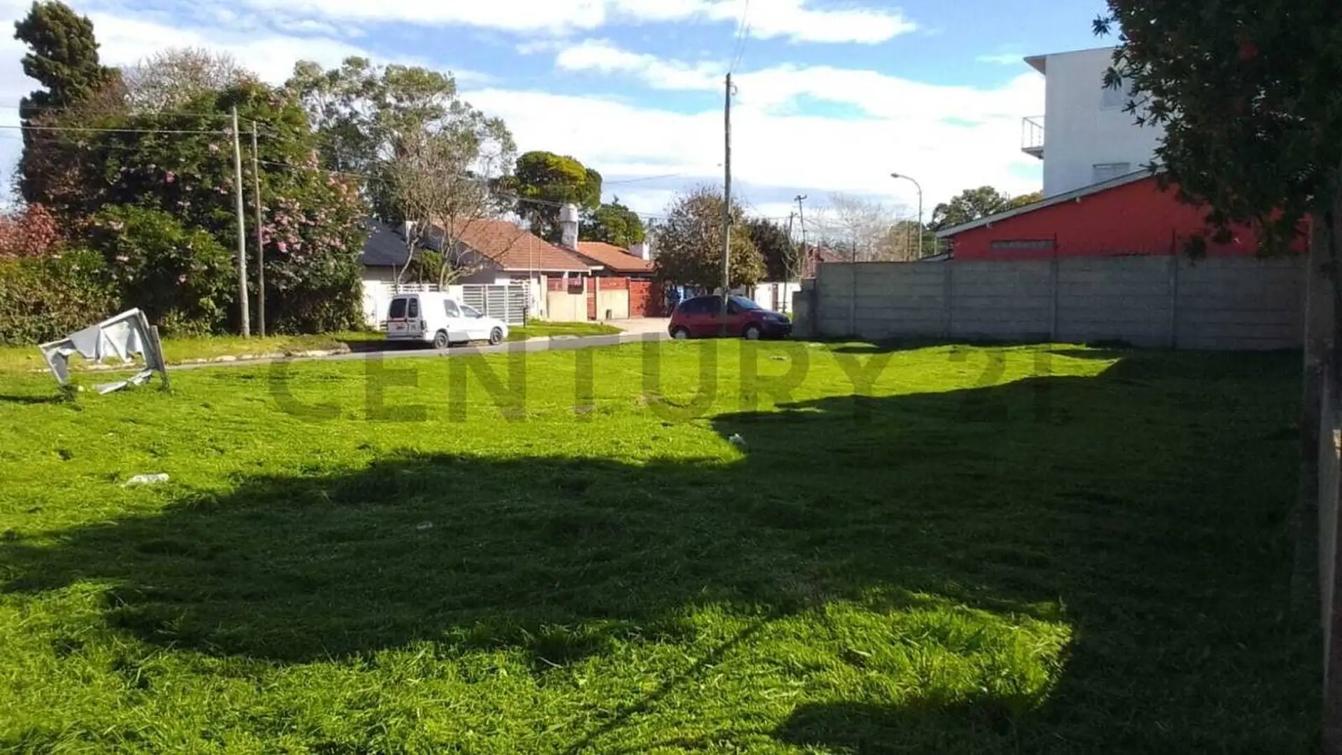VENTA LOTE 268 m2 PUNTA MOGOTES
