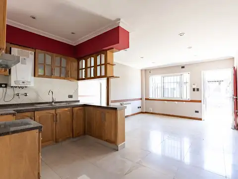 VENTA DE 1/3 INDIVISO DE CASA DE 3 DORMITORIOS 