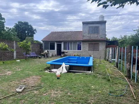 Casa 4 ambientes con 1 baño