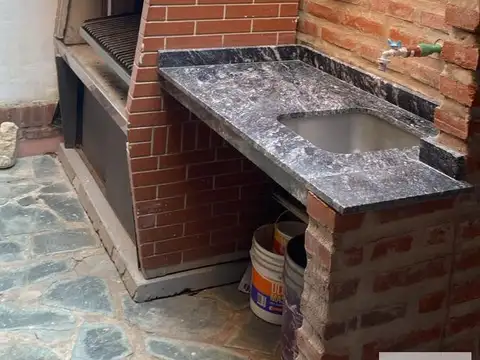 Depto Tipo Casa en Alquiler en La Plata, $ 744.000