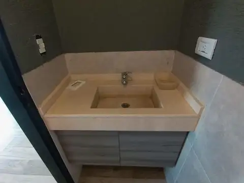 Departamento 2 ambientes, 4 Piso al frente, Lanús centro, Lanusita.