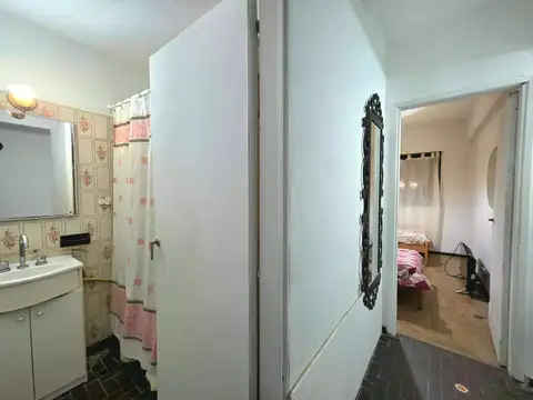 Casa 9 ambientes con 3 baños