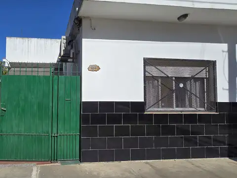 Casa en venta en Lanus Oeste