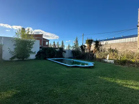 VENTA CASA 4 AMBIENTES EN SAN VICENTE