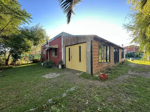 VENTA CASA 4 AMBIENTES EN SAN VICENTE