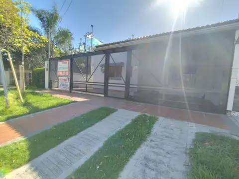 CASA 3 AMBIENTES + DEPARTAMENTO MONOAMBIENTE AL FONDO