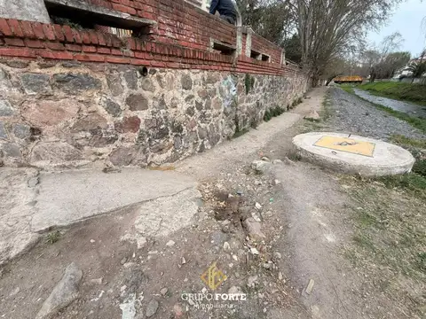 Casa en Venta con 4 cocheras