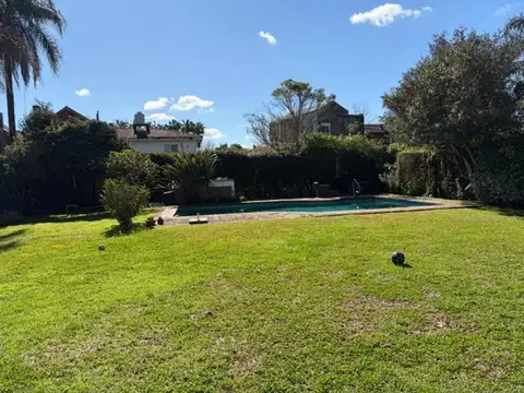 Casa en Venta con 7 cocheras