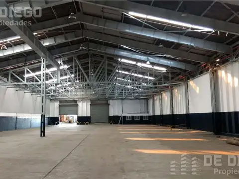 Alquiler Depósito 1450 M2 con rociadores / sprinklers en predio con seguridad Hurlingham