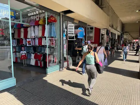 Local en Alquiler en Once, $ 11.500.000