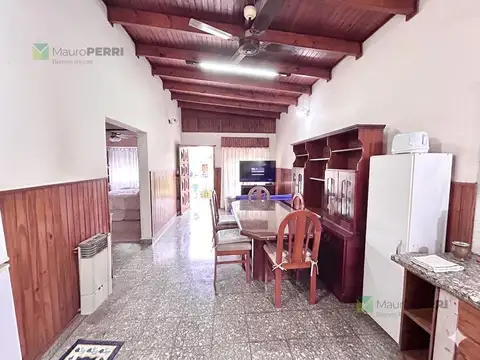 2 casas en bloque 10 e/ 79 y 80