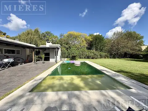 Casa en venta sobre calle Parravicini al 2900, el Cazador
