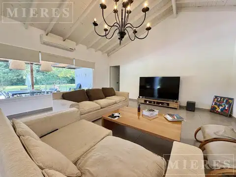 Casa en Venta en Belén de Escobar, USD 280.000