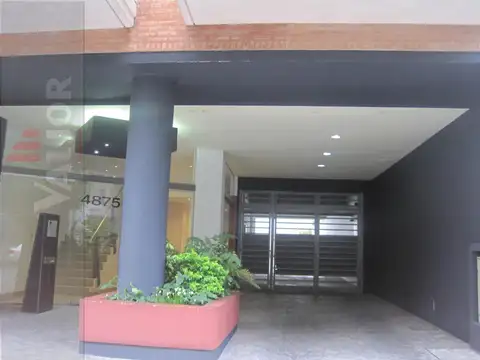 Departamento 1 Ambiente al frente con Balcón