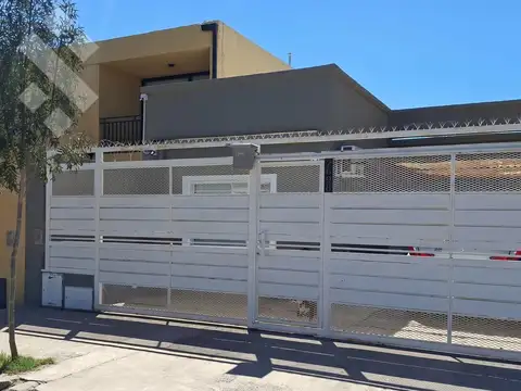 Casa en Venta en Neuquen, Confluencia