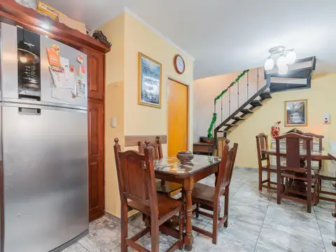 Depto Tipo Casa en Venta 20 años