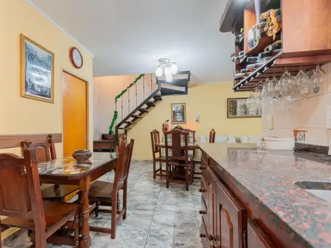 Depto Tipo Casa en Venta en Parque Avellaneda, USD 113.999
