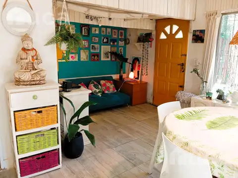 Casa 3 ambientes con 1 baño