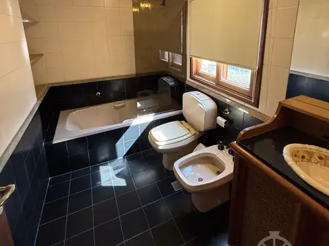 Casa en Alquiler al Este