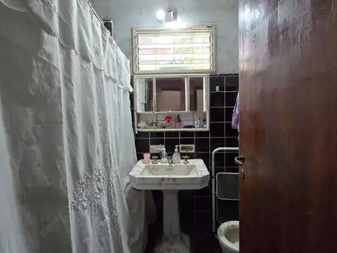 Casa americana 2 habitaciones parque venta Ituzaingo norte