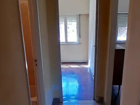 Depto Tipo Casa en Venta en Flores, USD 115.000