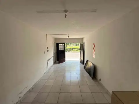 Local en Alquiler en Barrio Santa Lucia, $ 290.000