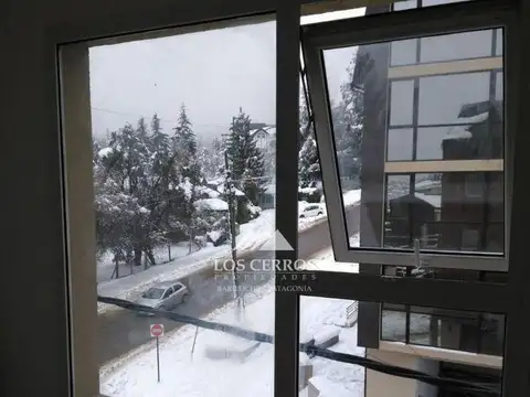 Departamento en Venta en Barrio Belgrano, Bariloche -Monoambiente luminoso.