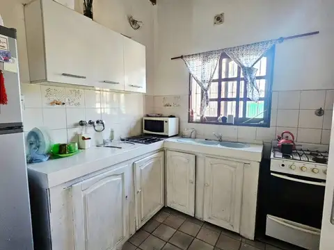 VENTA CASA 3 AMBIENTES CON COCHERA ALEJANDRO KORN