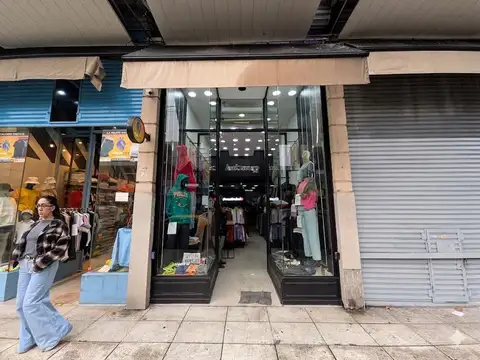 Local en Venta en Flores, Capital Federal