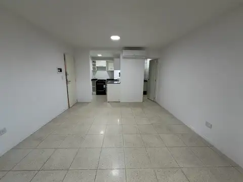 Departamento en Alquiler en Centro, $ 350.000