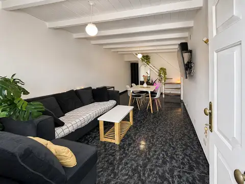 Depto Tipo Casa en Venta de 3 ambientes